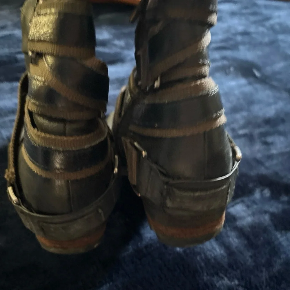SOREL Lolla NL2270 Black Leather Riding Tall Boots Brown Straps Women Size 7